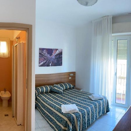 Hotel Acapulco Viserbella di Rimini Extérieur photo