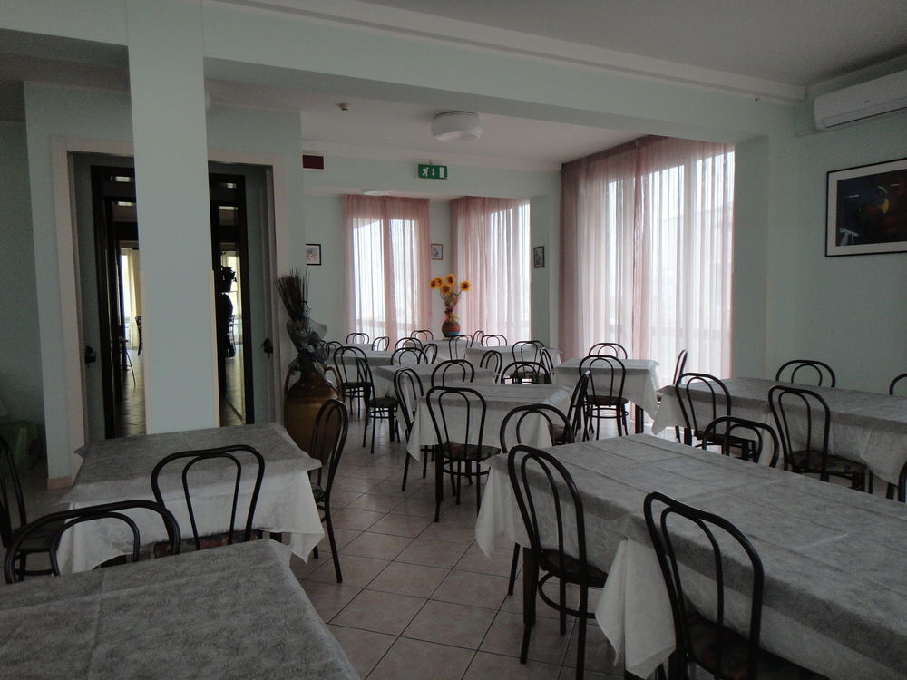 Hotel Acapulco Viserbella di Rimini Extérieur photo